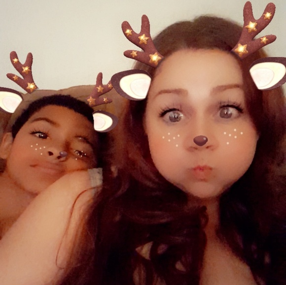 Meet your Posher, Stephanie - Picture 3 of 4